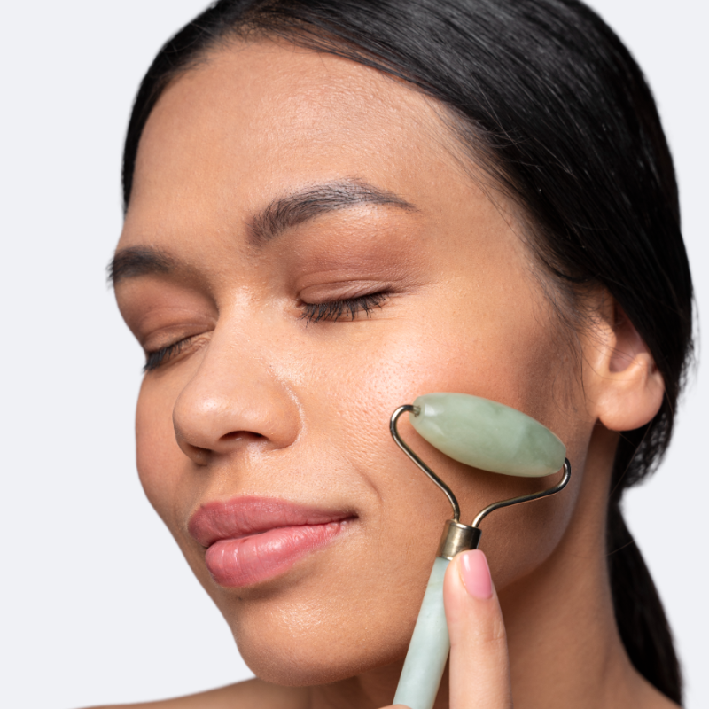 Gua-Sha et rouleau faciale