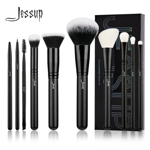 10 pinceaux de maquillage